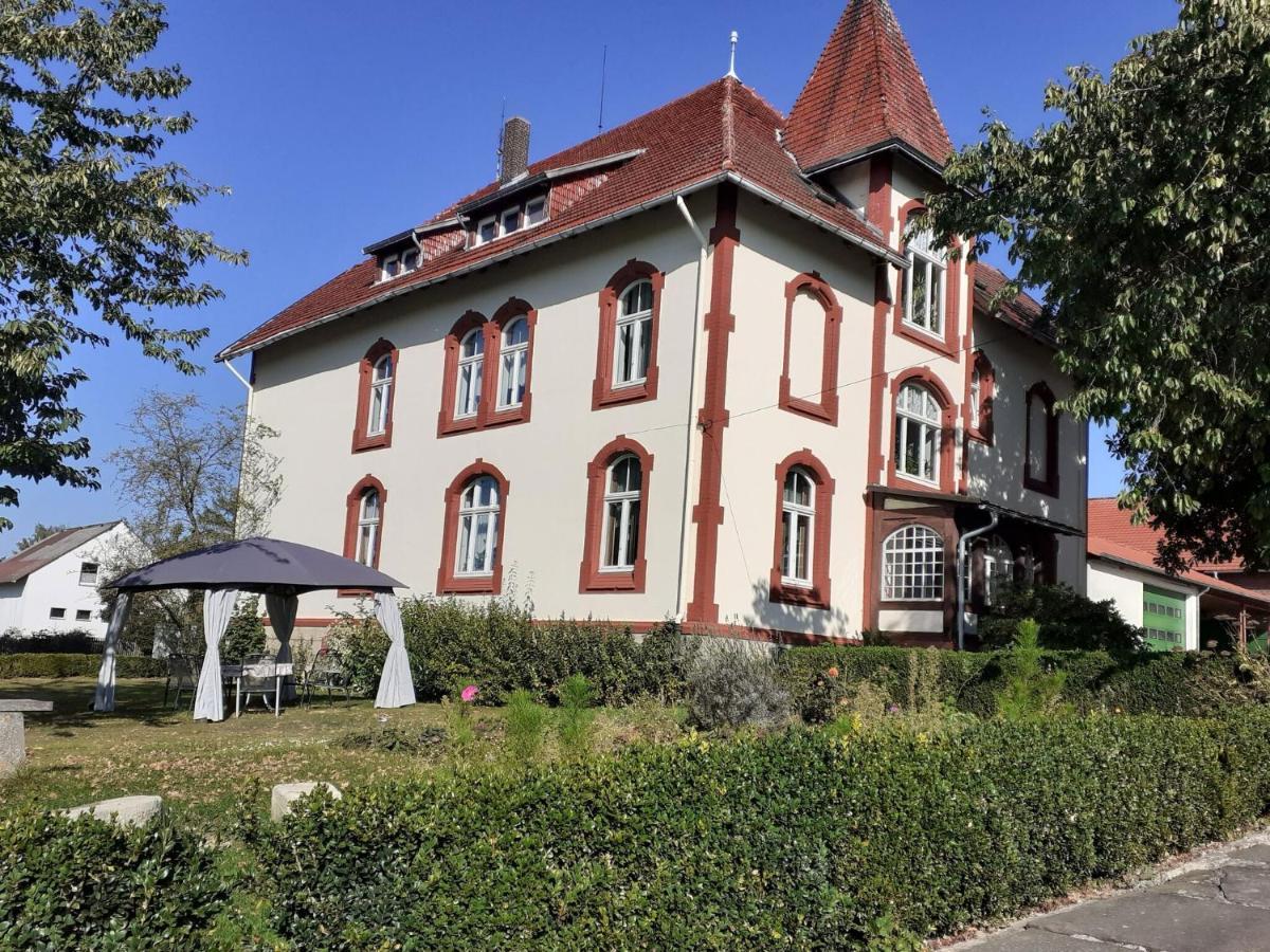 Cosy Flat On A Family Friendly Holiday Farm In Northern Hesse Trendelburg Exterior photo