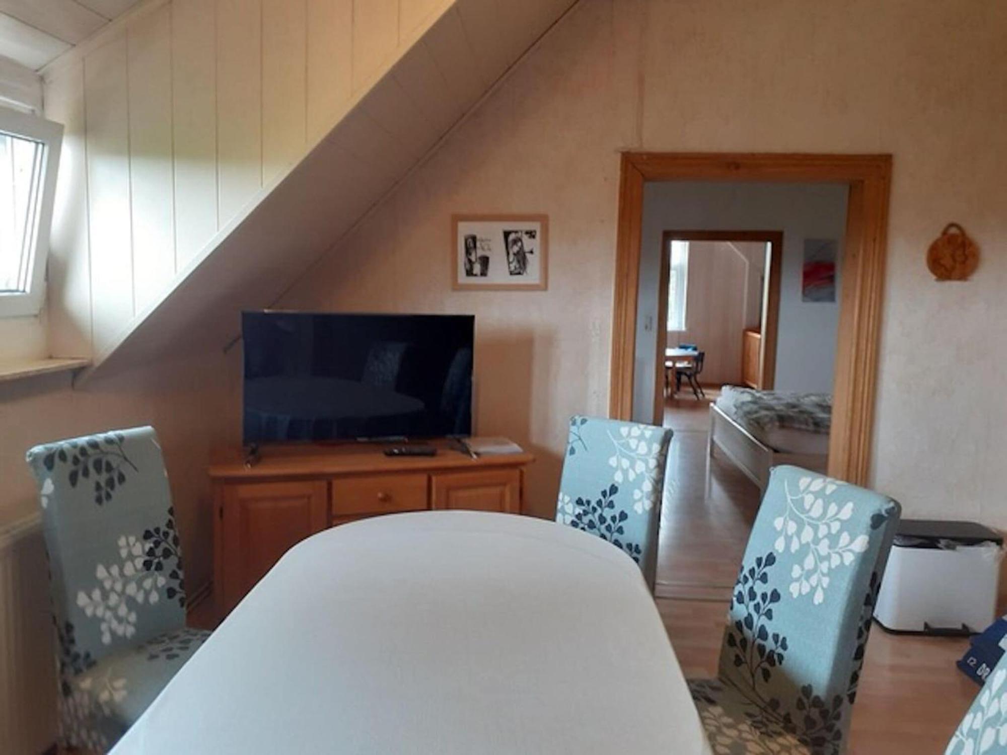Cosy Flat On A Family Friendly Holiday Farm In Northern Hesse Trendelburg Exterior photo